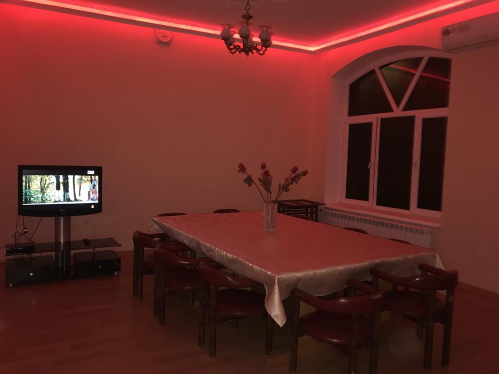 Hotel Beaming_House à Şǝki Extérieur photo